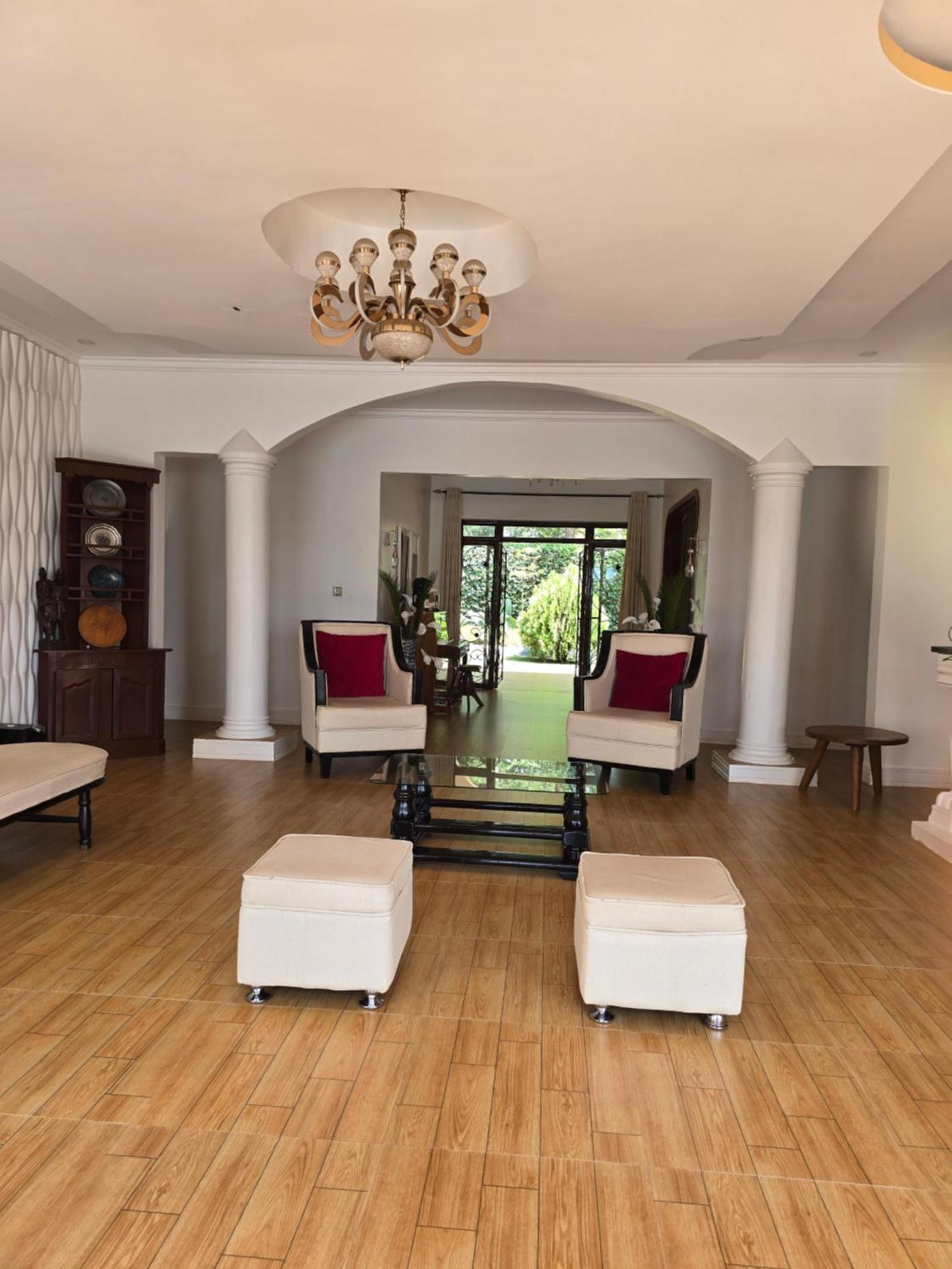 Sprunger Avenue - Tulia Homes Moshi Exterior foto
